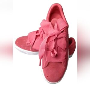 Puma Suede Heart Junior Shoes Size 6.5 C Girls Sneakers Red